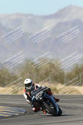 media/Dec-04-2025-Racers Edge (Thu) [[5ebc9f124d]]/3-B Group/1-Session 1 (Turn 7)/